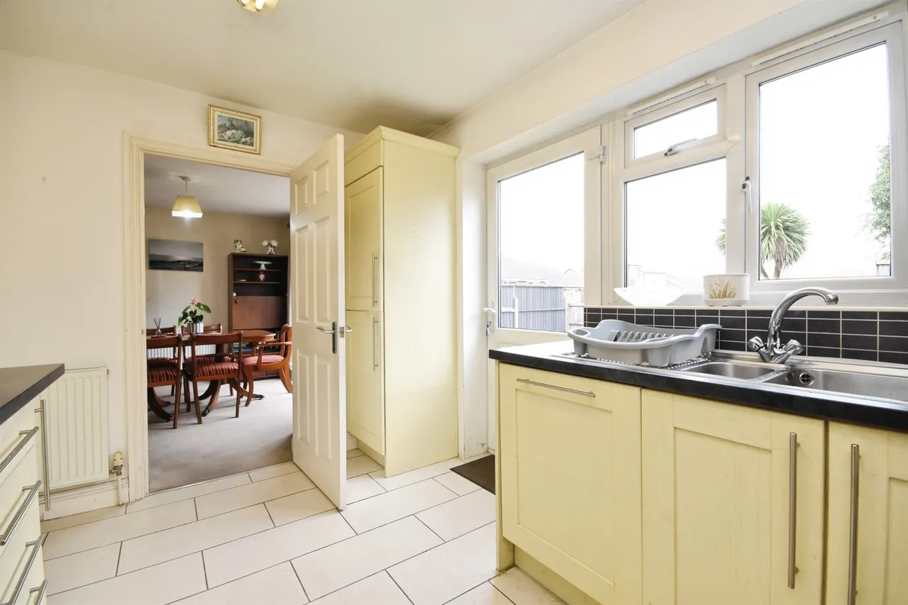 Brook Street, Brentwood, CM14, photo 5
