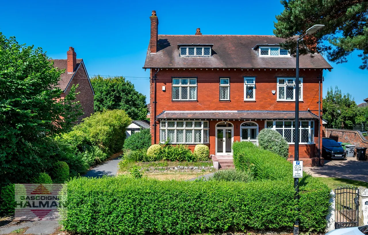 Priory Road, Sale, photo 32