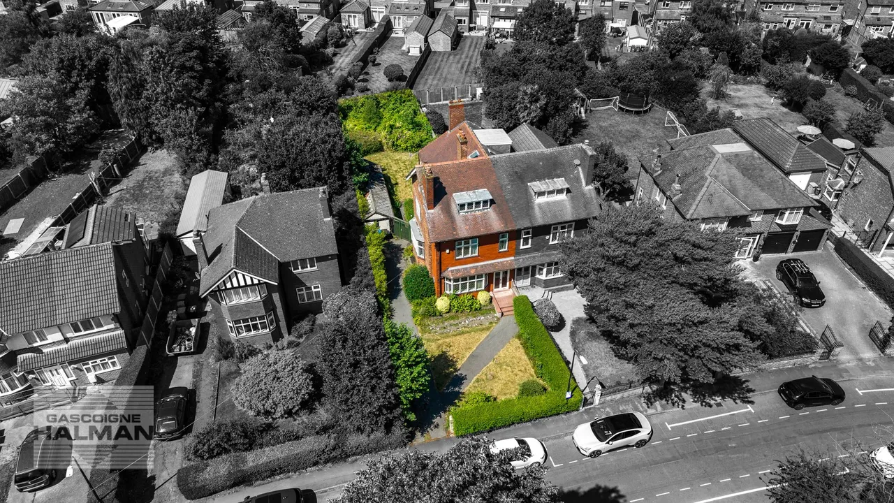 Priory Road, Sale, photo 3