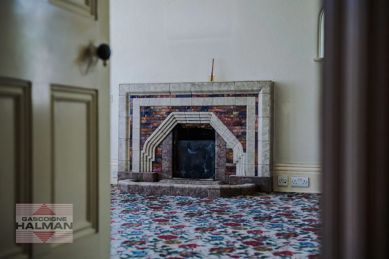 Priory Road, Sale, photo 9