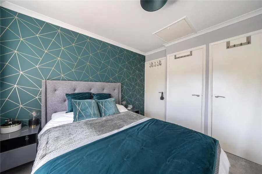 Seymour Way, Sunbury-On-Thames, TW16, photo 10