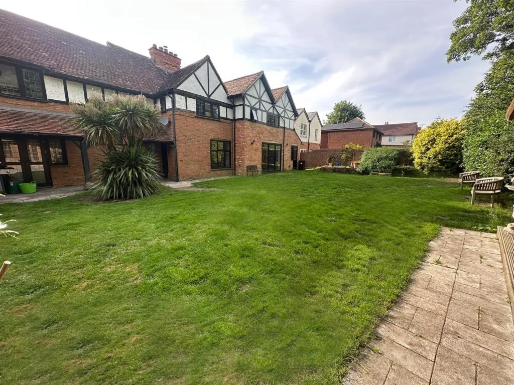 Farnborough Road, Farnborough, photo 40