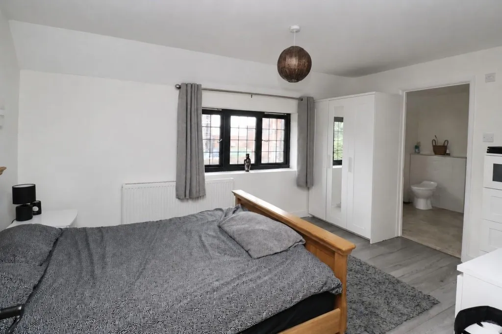 Farnborough Road, Farnborough, photo 22