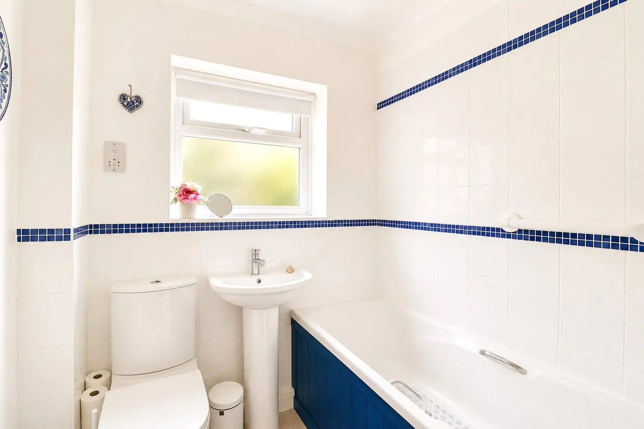 Great Meadow, Dulverton, TA22, photo 17