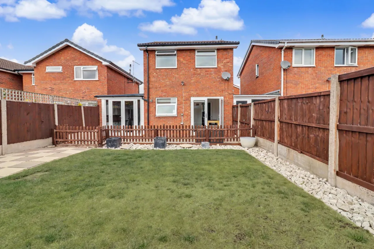 Buttermere Drive, Crewe, photo 16