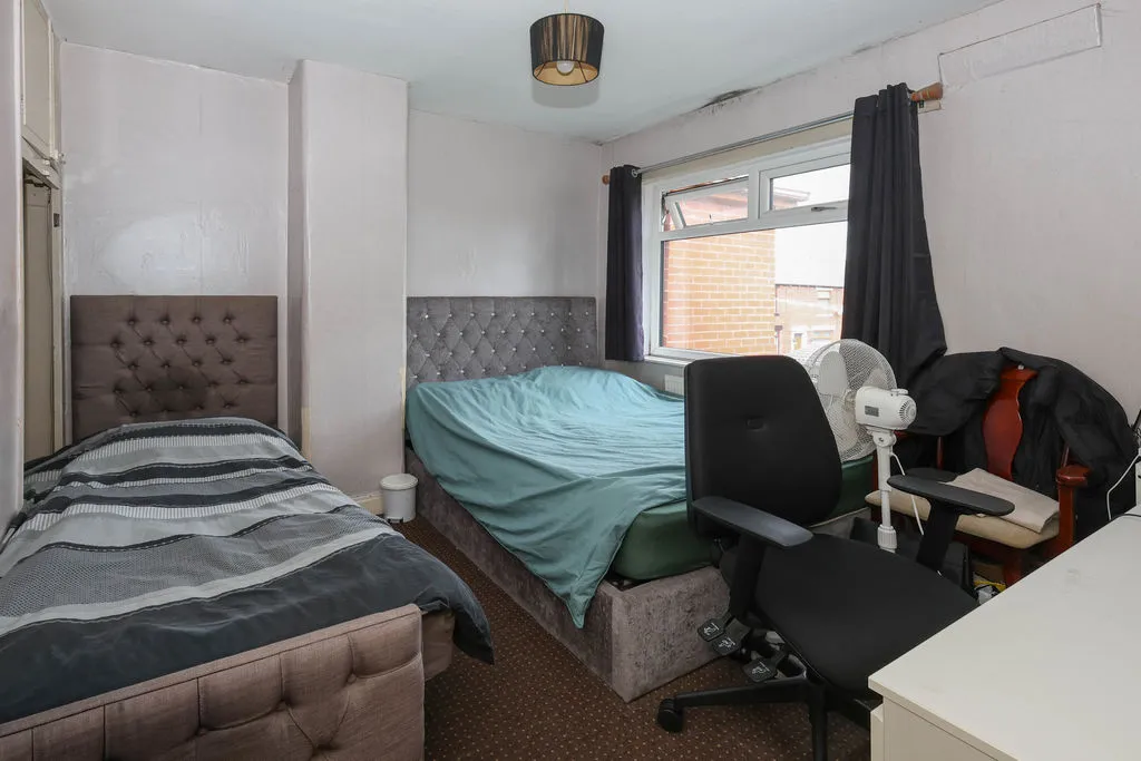 Rossall Road, Rochdale OL12 0EG, photo 5