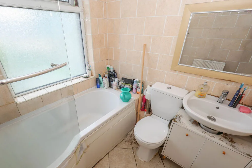 Rossall Road, Rochdale OL12 0EG, photo 9