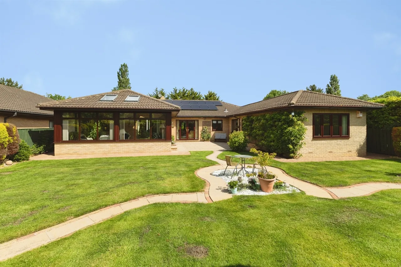 Okehampton Drive, Marton-In-Cleveland, TS7, photo 22