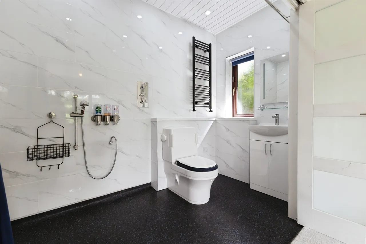 Okehampton Drive, Marton-In-Cleveland, TS7, photo 19