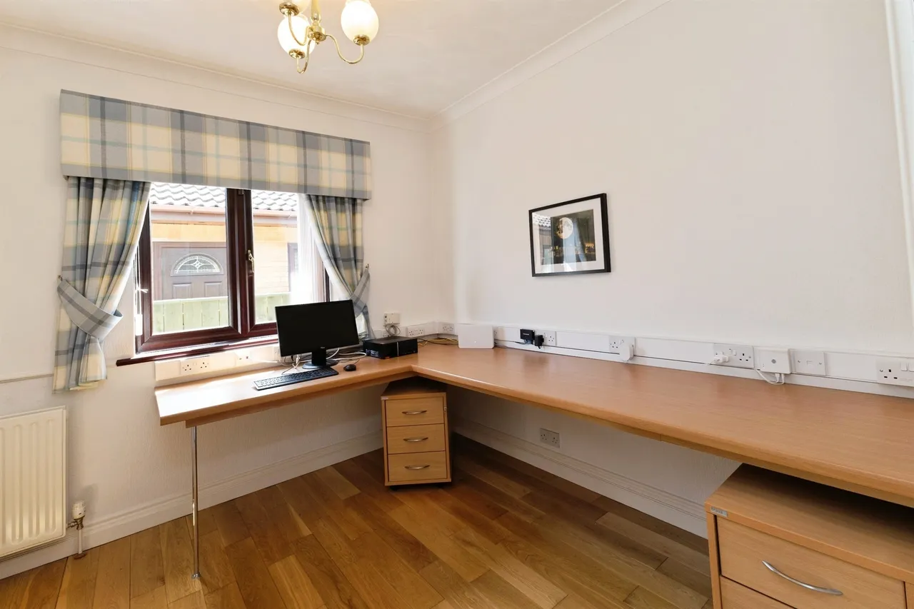 Okehampton Drive, Marton-In-Cleveland, TS7, photo 17