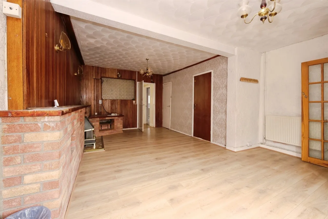 High Street, Treorchy, CF42, photo 9