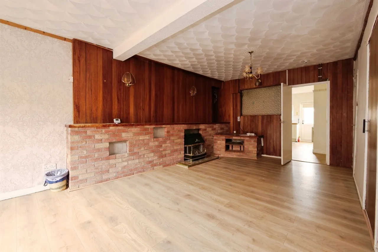 High Street, Treorchy, CF42, photo 4