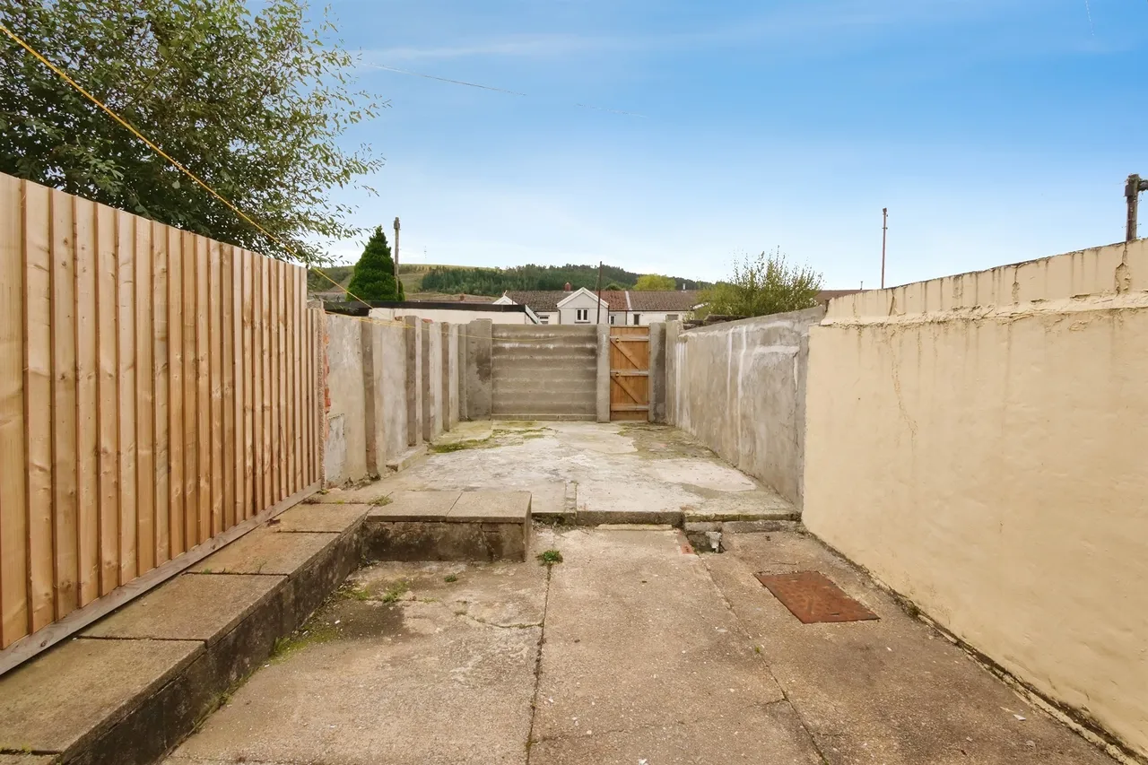 High Street, Treorchy, CF42, photo 7