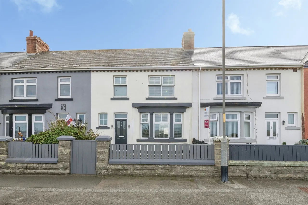 3 bed house for sale — Marine Drive, HARTLEPOOL
