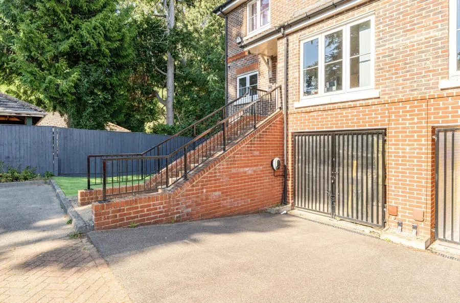 Ray Park Avenue, Maidenhead, SL6, photo 21