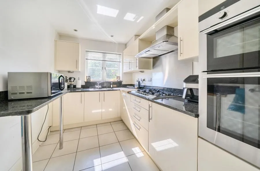 Ray Park Avenue, Maidenhead, SL6, photo 8