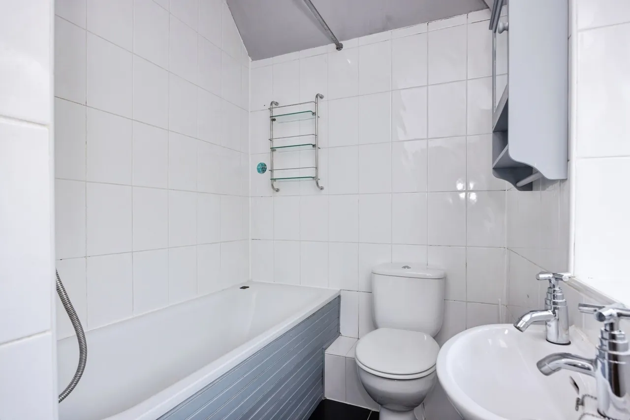 Sickle Road, Haslemere, GU27, photo 23