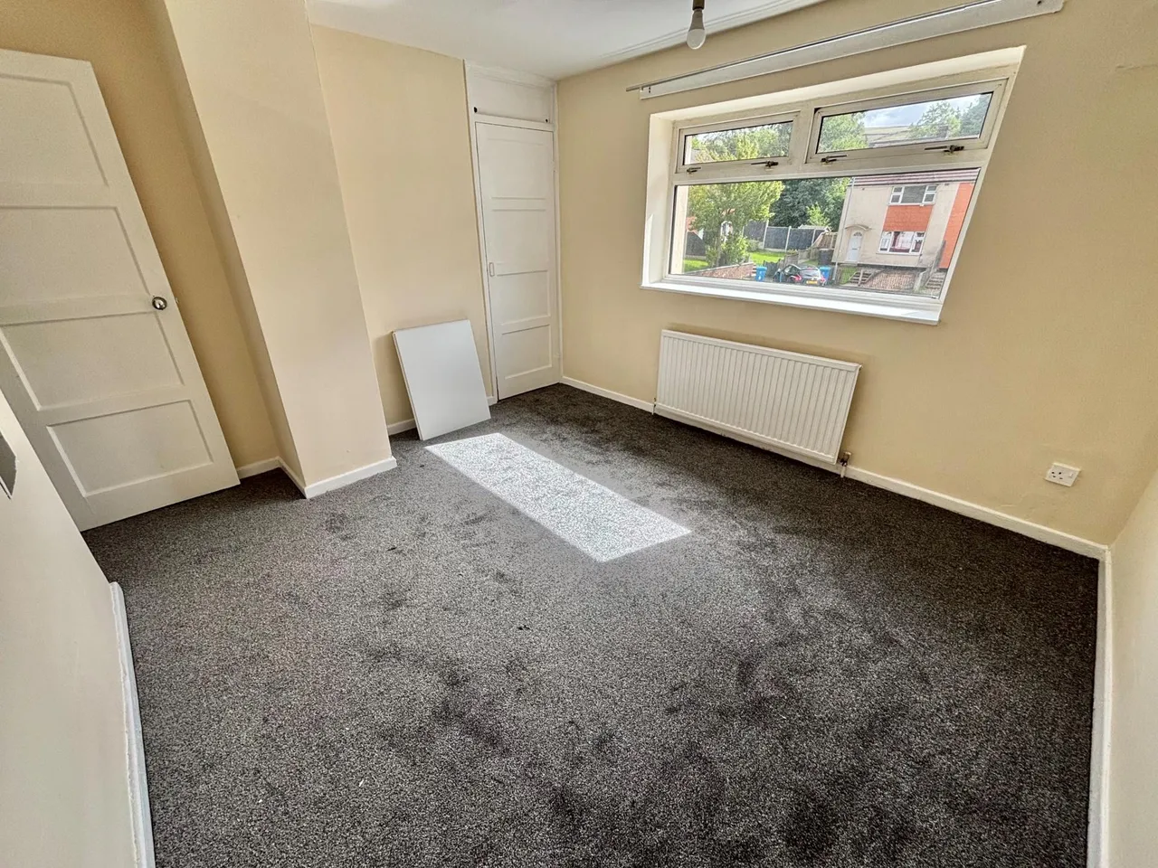 Meadowbank Close, Oldham, OL4, photo 7