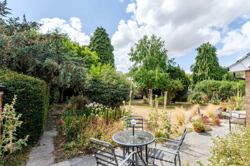 Chapel Lane, Costock, LE12, photo 13