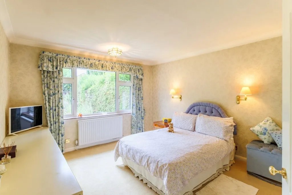 Chapel Lane, Costock, LE12, photo 7