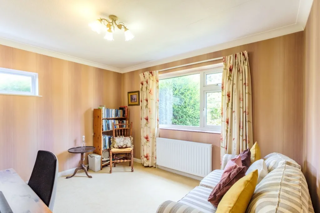 Chapel Lane, Costock, LE12, photo 11