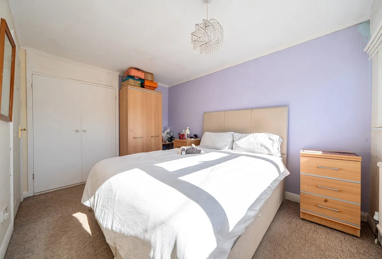 Burwell Drive, Witney, OX28 5NE, photo 3
