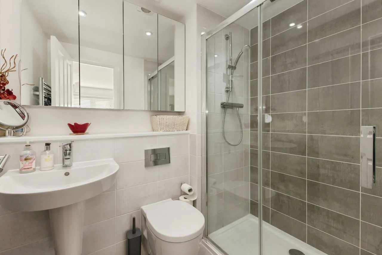 Hobby Drive, Wymondham, Norfolk, NR18, photo 11