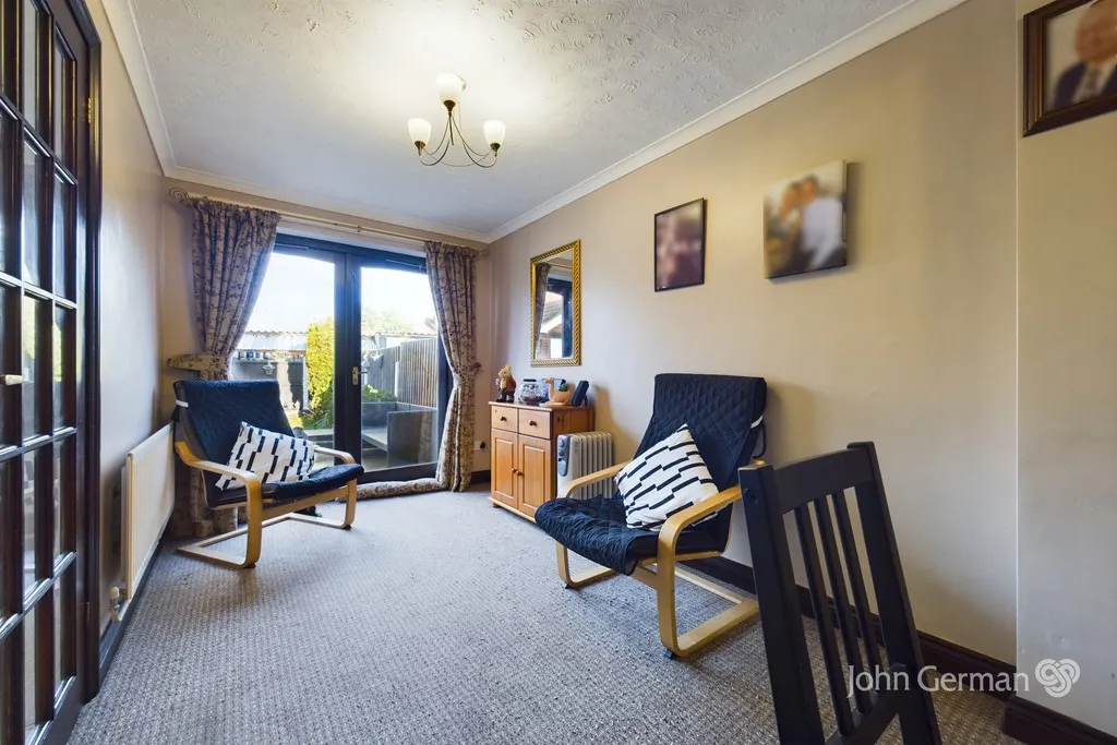 Greenacres Drive, Uttoxeter, photo 5