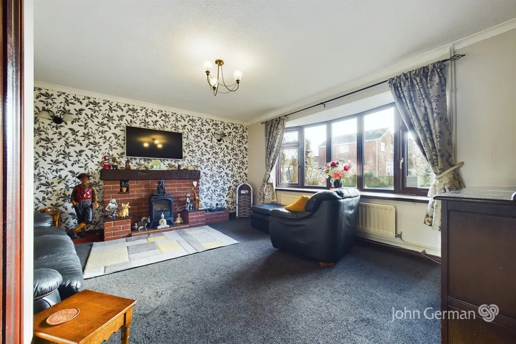 Greenacres Drive, Uttoxeter, photo 2