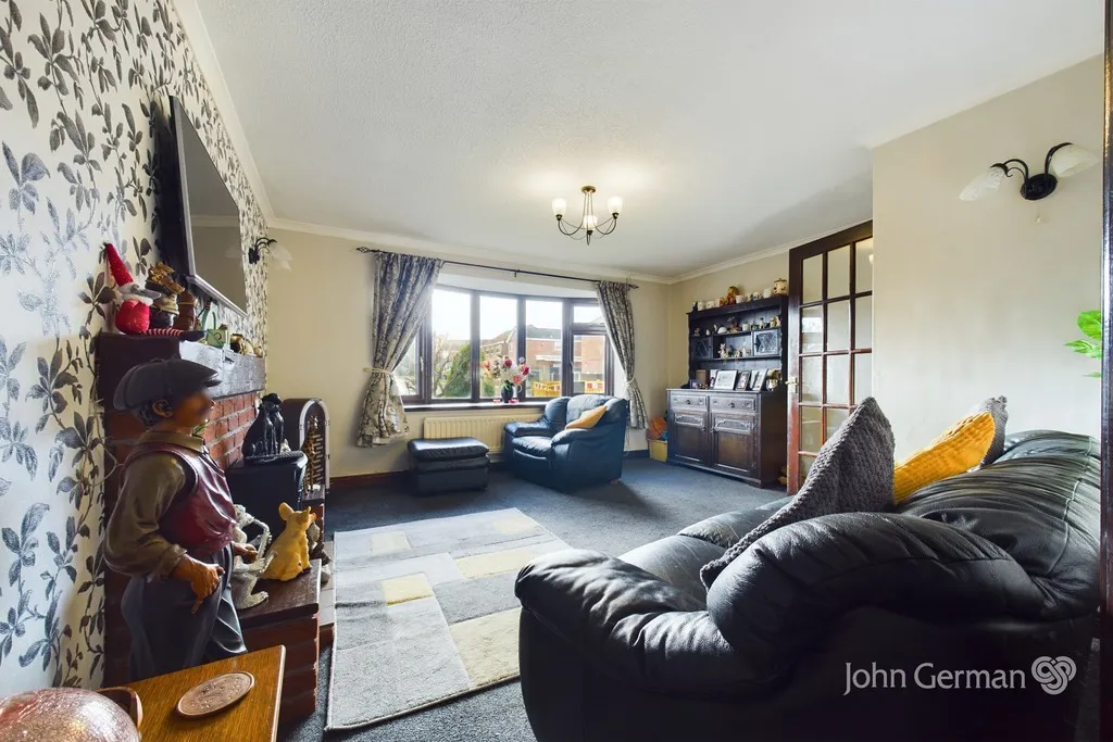 Greenacres Drive, Uttoxeter, photo 4
