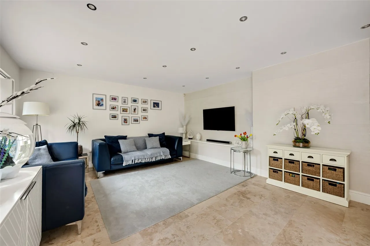 Highfield Road, BR1, photo 24
