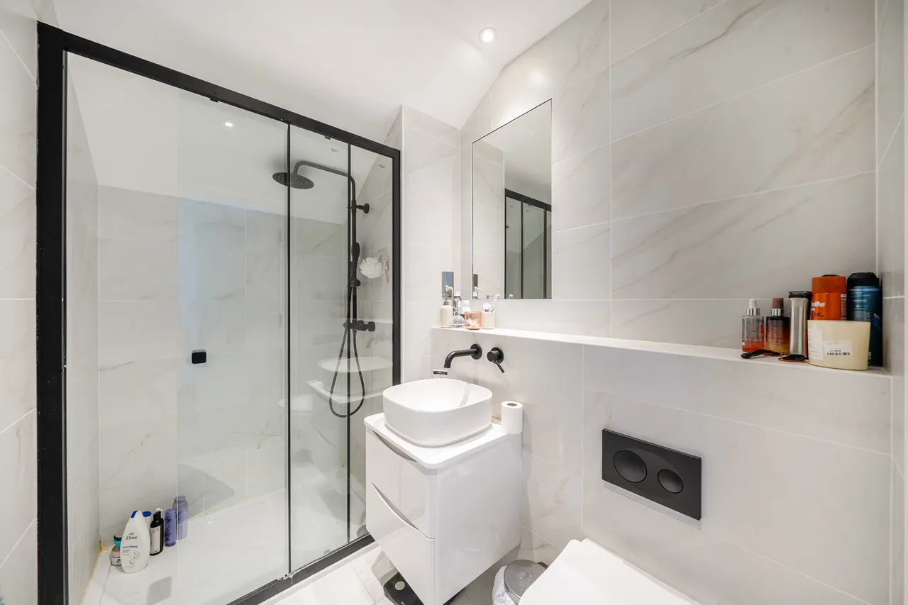 Flat 30, Stiles West Studios, 40-50 East Road, London, photo 12