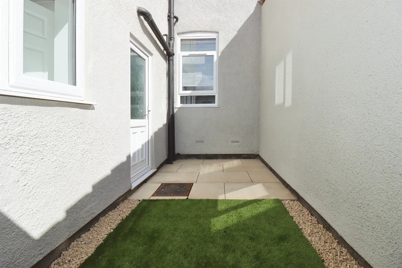 Tower Road North, Bristol, BS30, photo 11