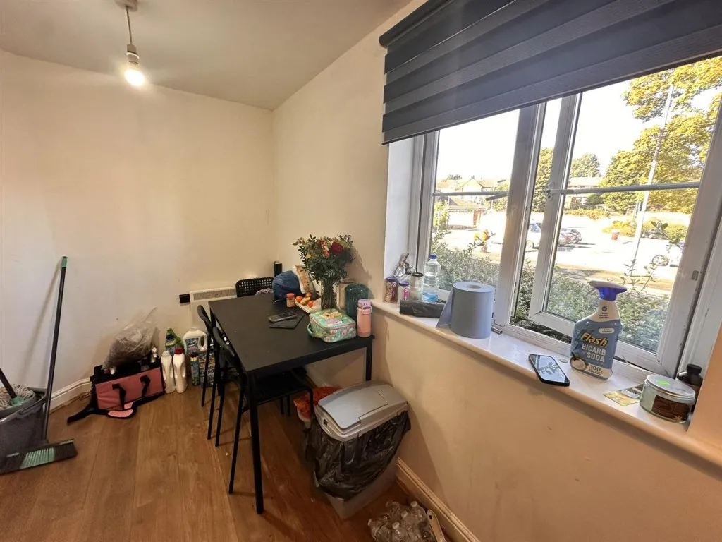 Kingsway, Oldbury, B68, photo 10