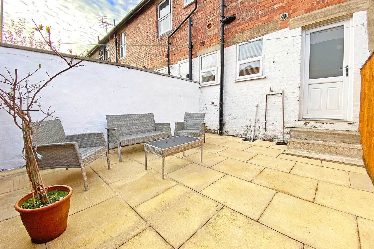 Coronation Grove, Harrogate, HG2, photo 11