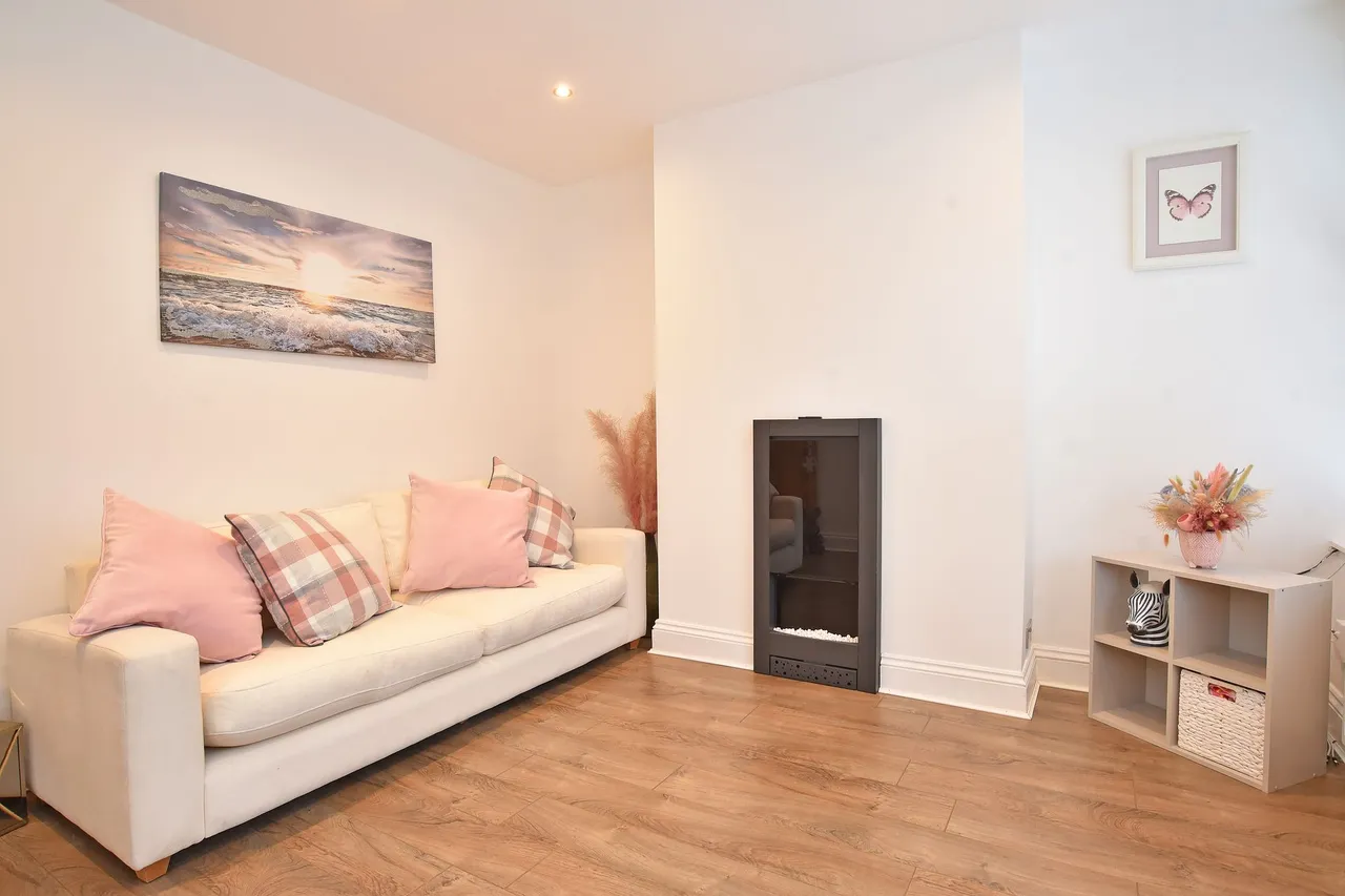 Coronation Grove, Harrogate, HG2, photo 9