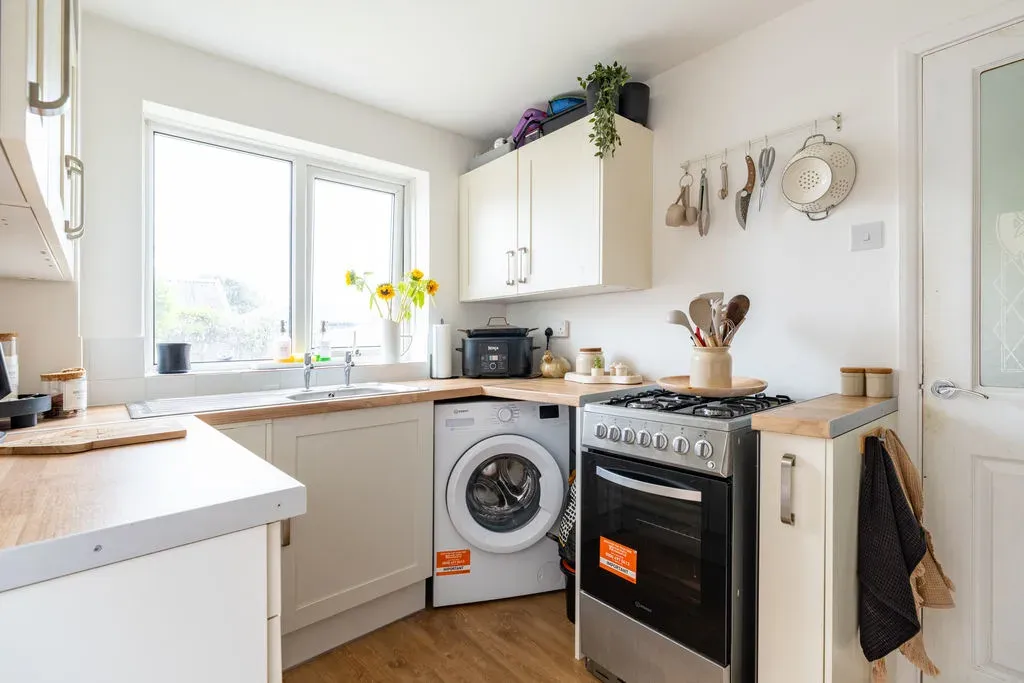 Wye Close, Bletchley, Milton Keynes, Buckinghamshire, MK3 7PJ, photo 17