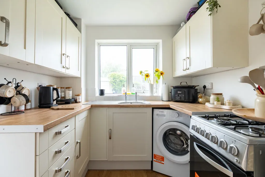 Wye Close, Bletchley, Milton Keynes, Buckinghamshire, MK3 7PJ, photo 3