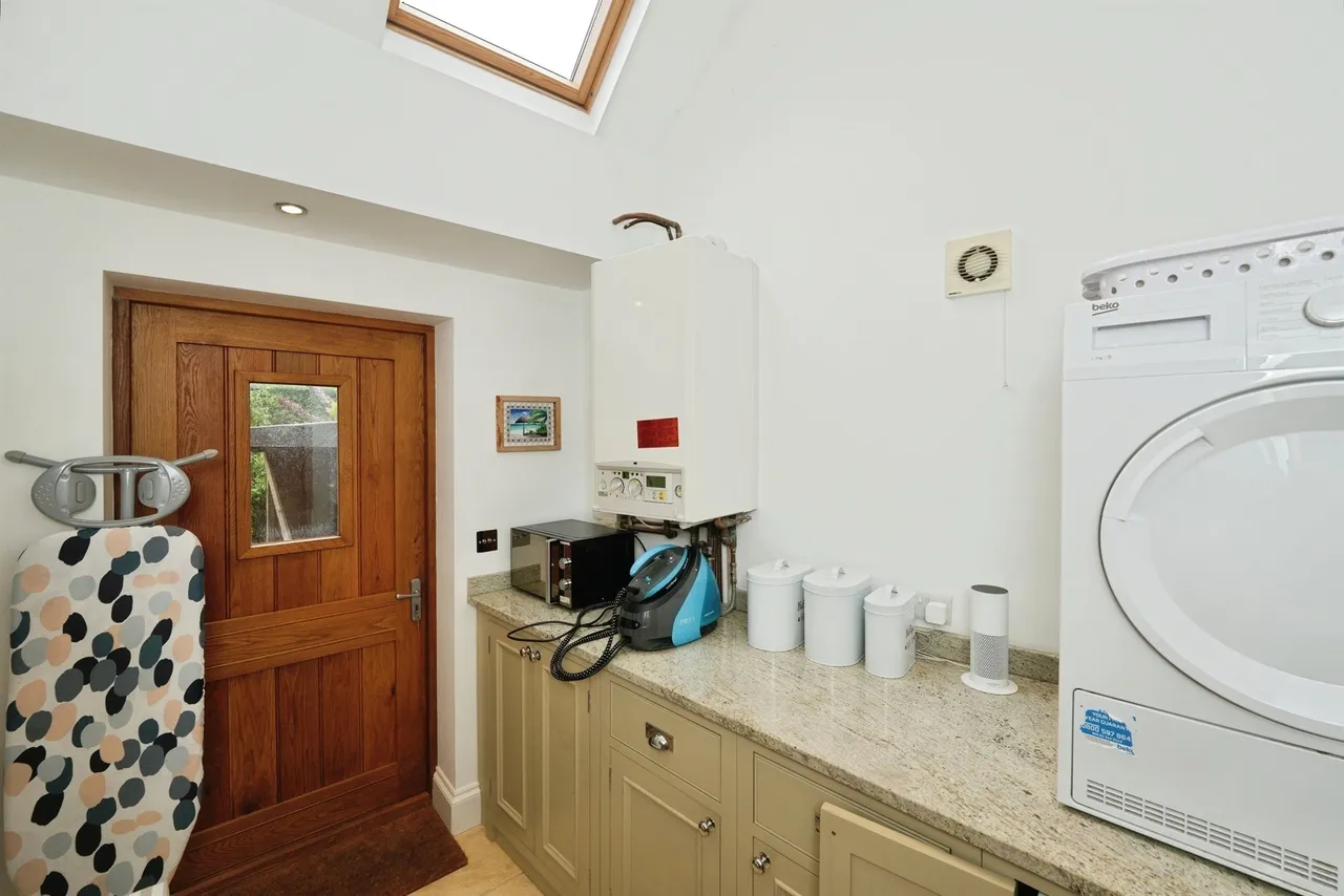 Earlswood Road, Chepstow, NP16, photo 15