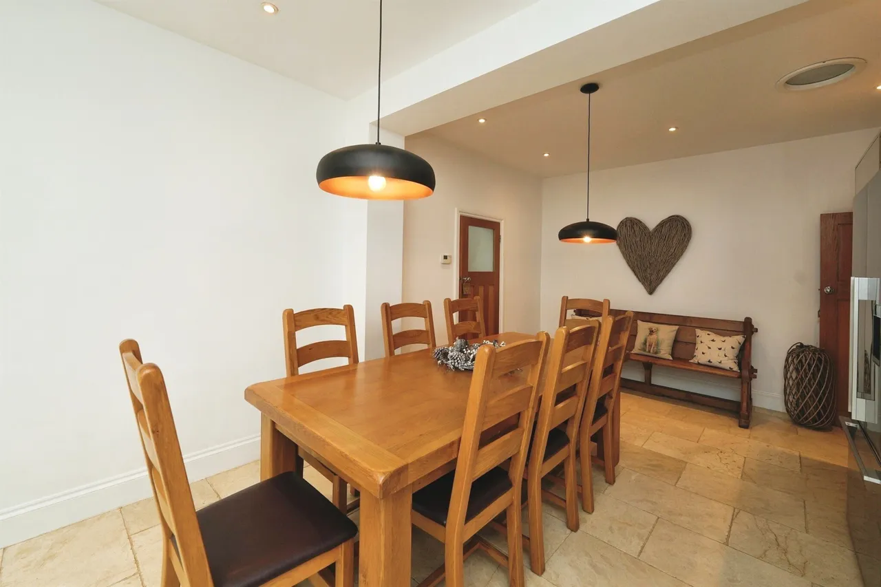 Earlswood Road, Chepstow, NP16, photo 7
