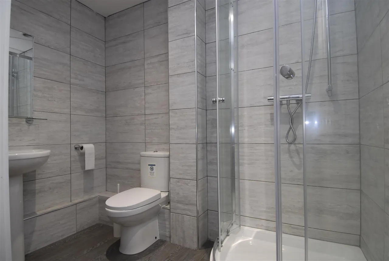 Belgrave Manor Apt, Plymouth, photo 2