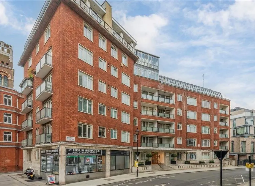 Buckingham Gate, Westminster, SW1E, photo 2