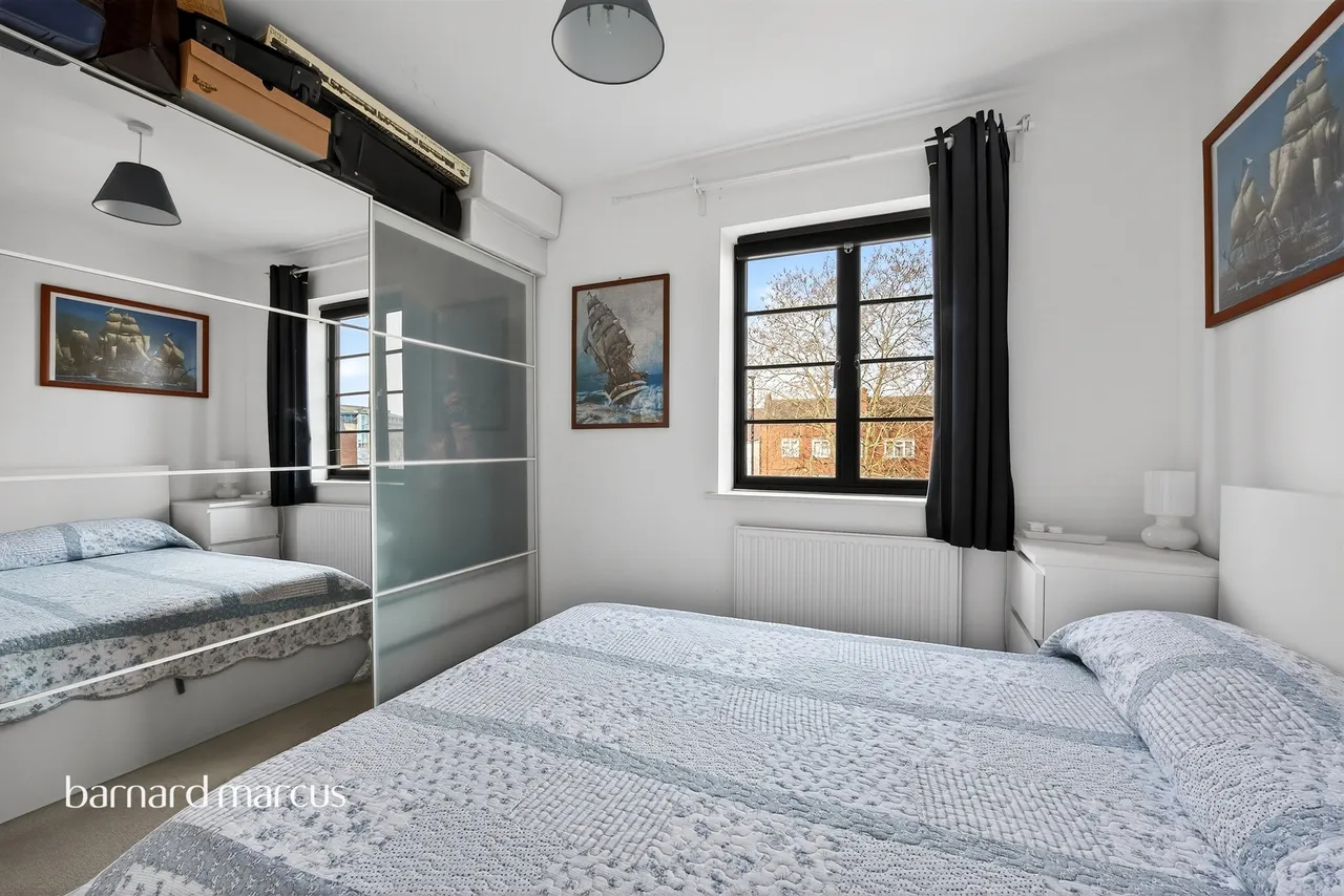 High Street, Feltham, TW13, photo 8