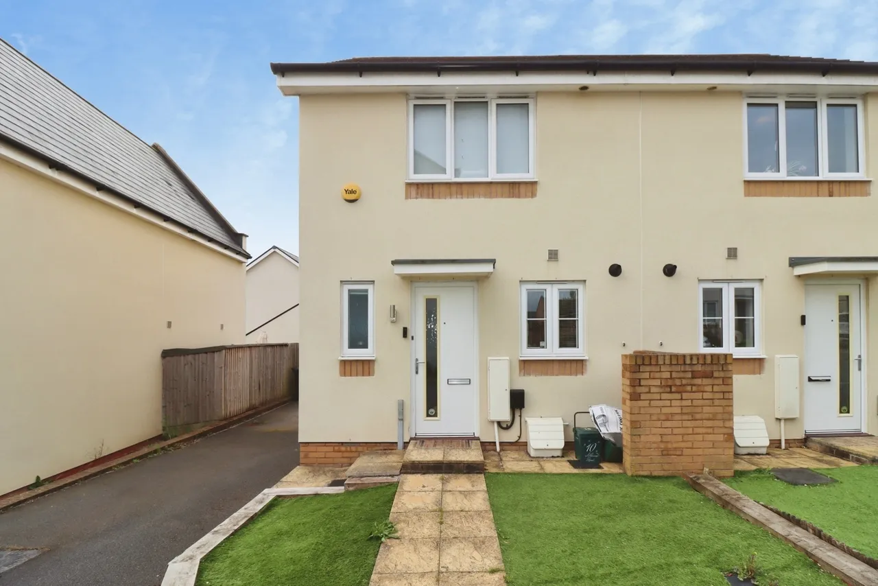 2 bed house for sale — Soldiers Road, Patchway, Bristol, S Gloucestershire, BS34