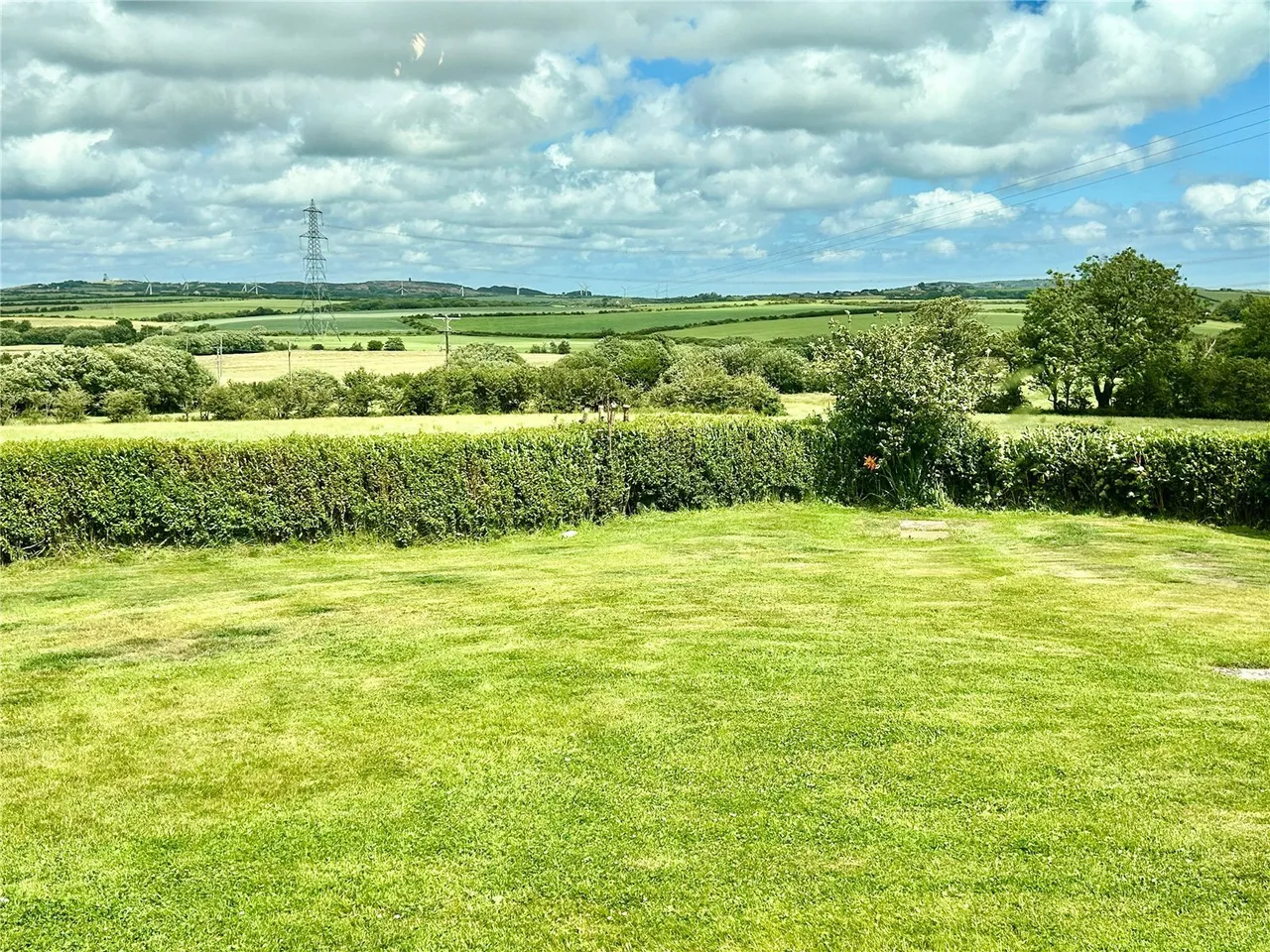 Llandyfrydog, Llannerch-y-Medd, LL71, photo 12
