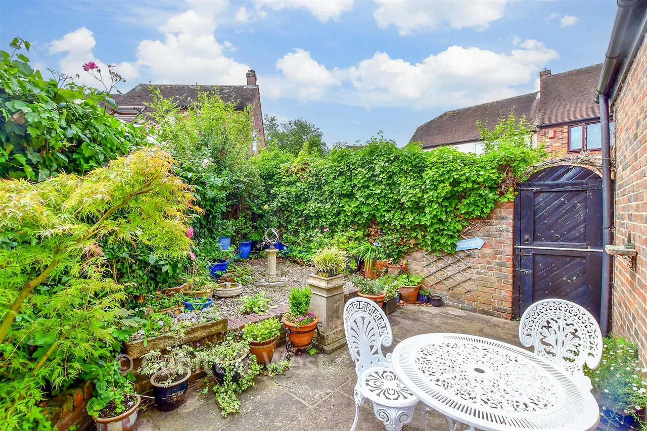Spring Gardens, Emsworth, PO10, photo 11