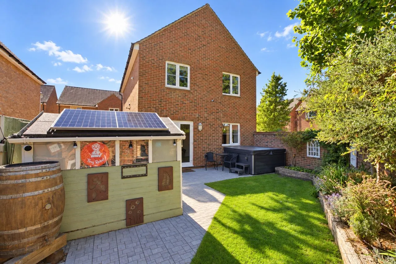 Old School Drive, Wheathampstead, AL4, photo 18