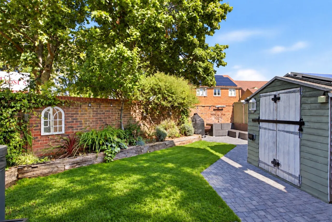 Old School Drive, Wheathampstead, AL4, photo 4