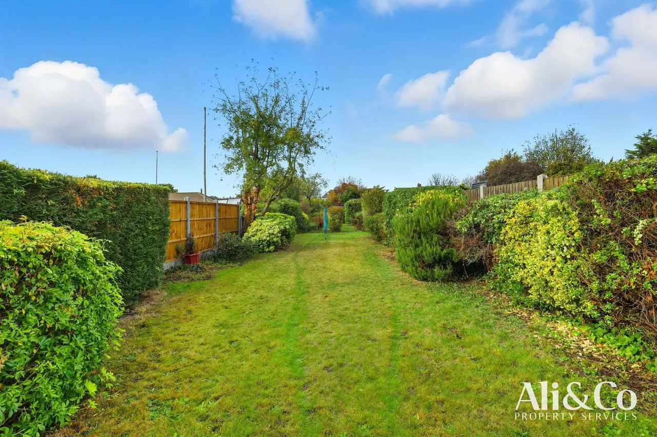 Connaught Avenue, Grays, Essex, RM16 2XS, photo 20