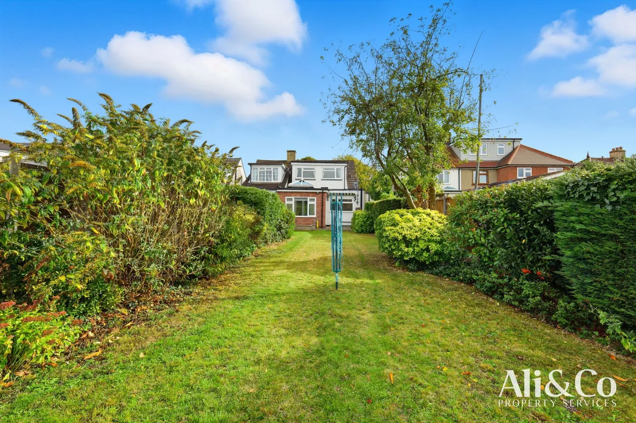 Connaught Avenue, Grays, Essex, RM16 2XS, photo 3